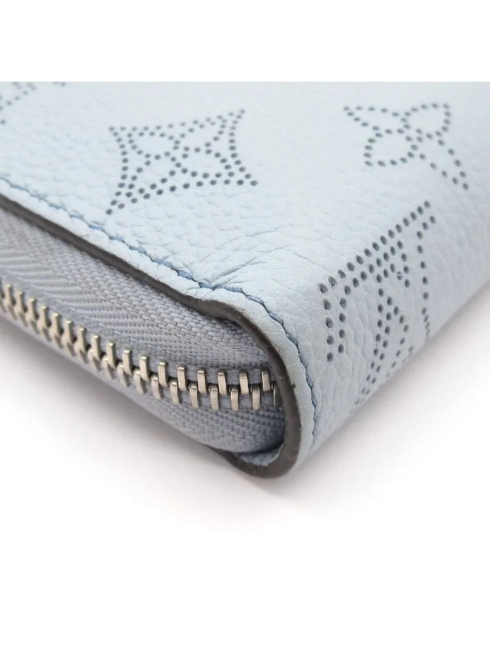 Louis Vuitton Wallet Mahina Zippy Blue Horizon Pumpkin Leather